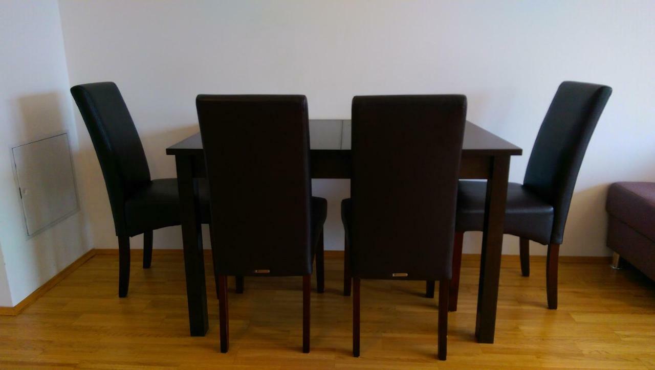 Viennes Comfortable Apartment Luaran gambar