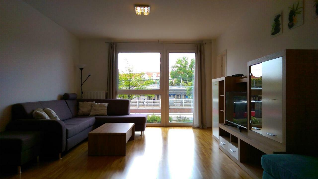 Viennes Comfortable Apartment Luaran gambar